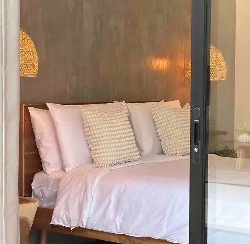 Efire-3 Bedroom With Pool